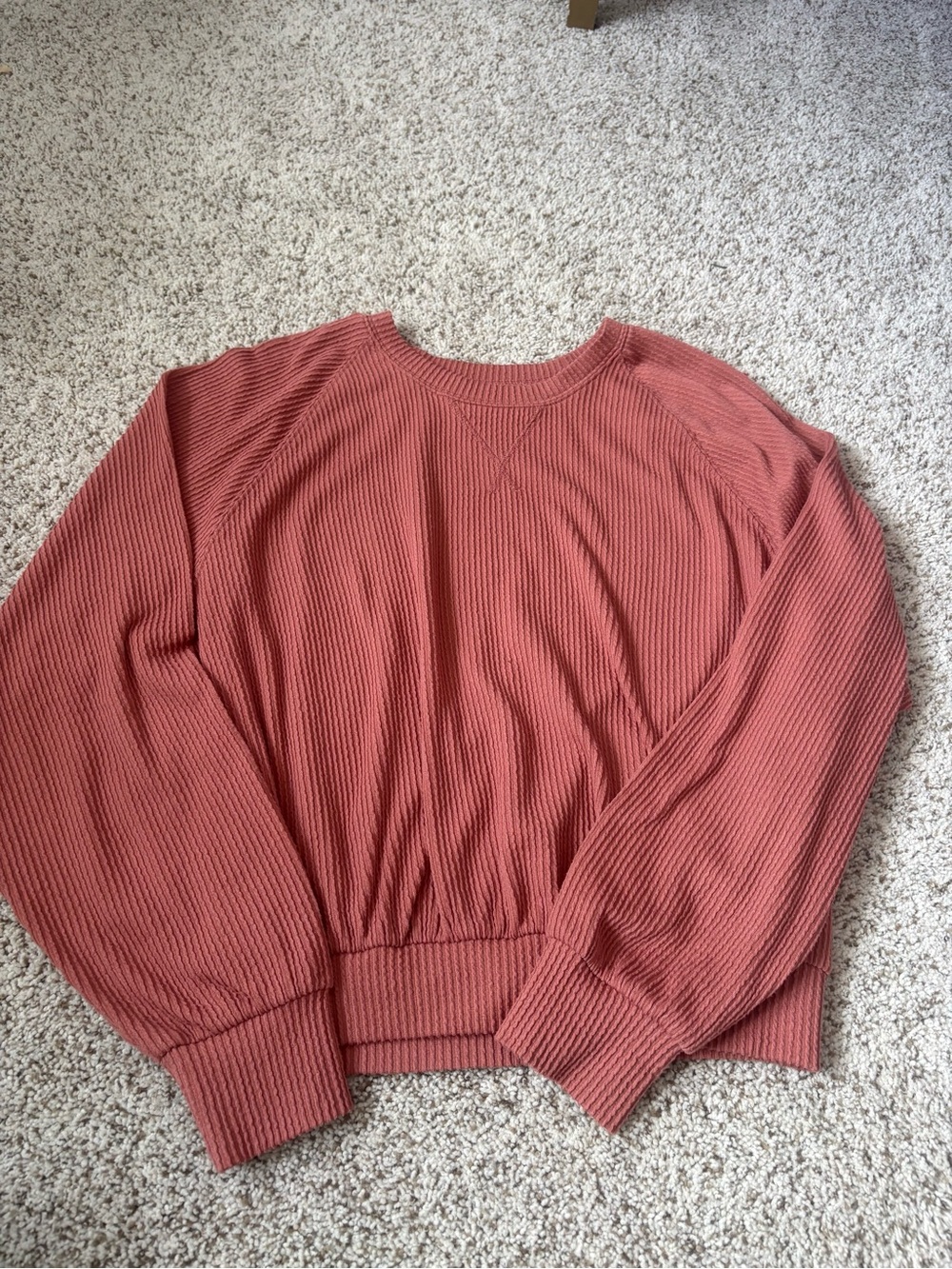 Hollister Ribbed Crewneck Sweater in Dusty Rose